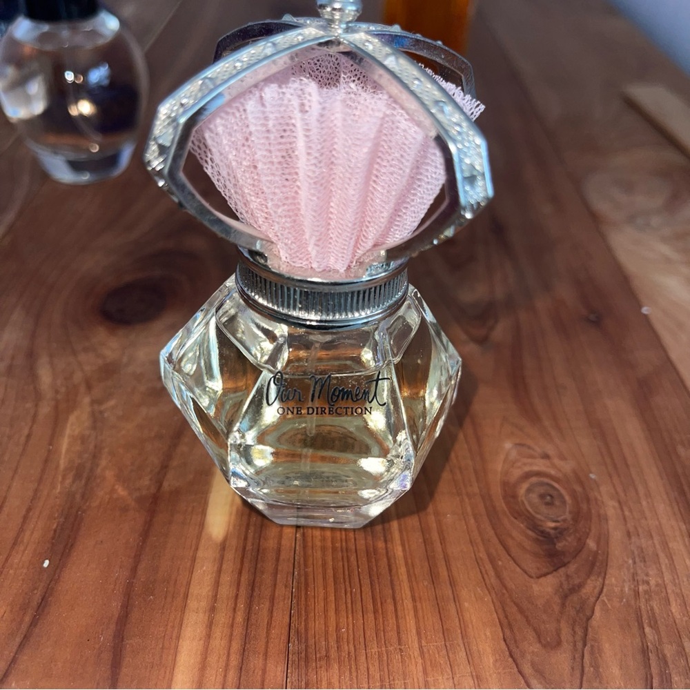 Lot of Fragrances Playboy, Cierra, One Direction Beyond Perfume - Picture 3 of 13